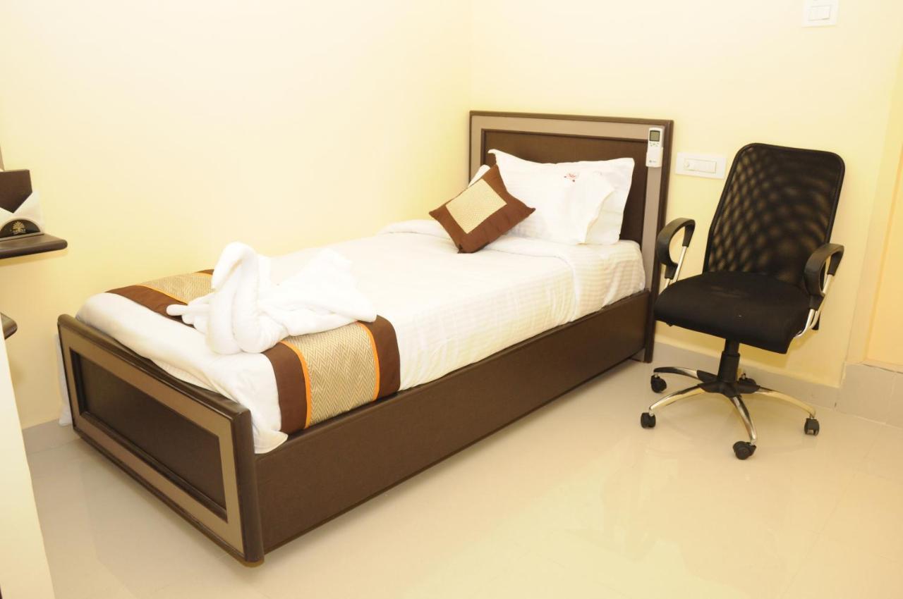 Saibala Transit Hotel Chennai Eksteriør bilde
